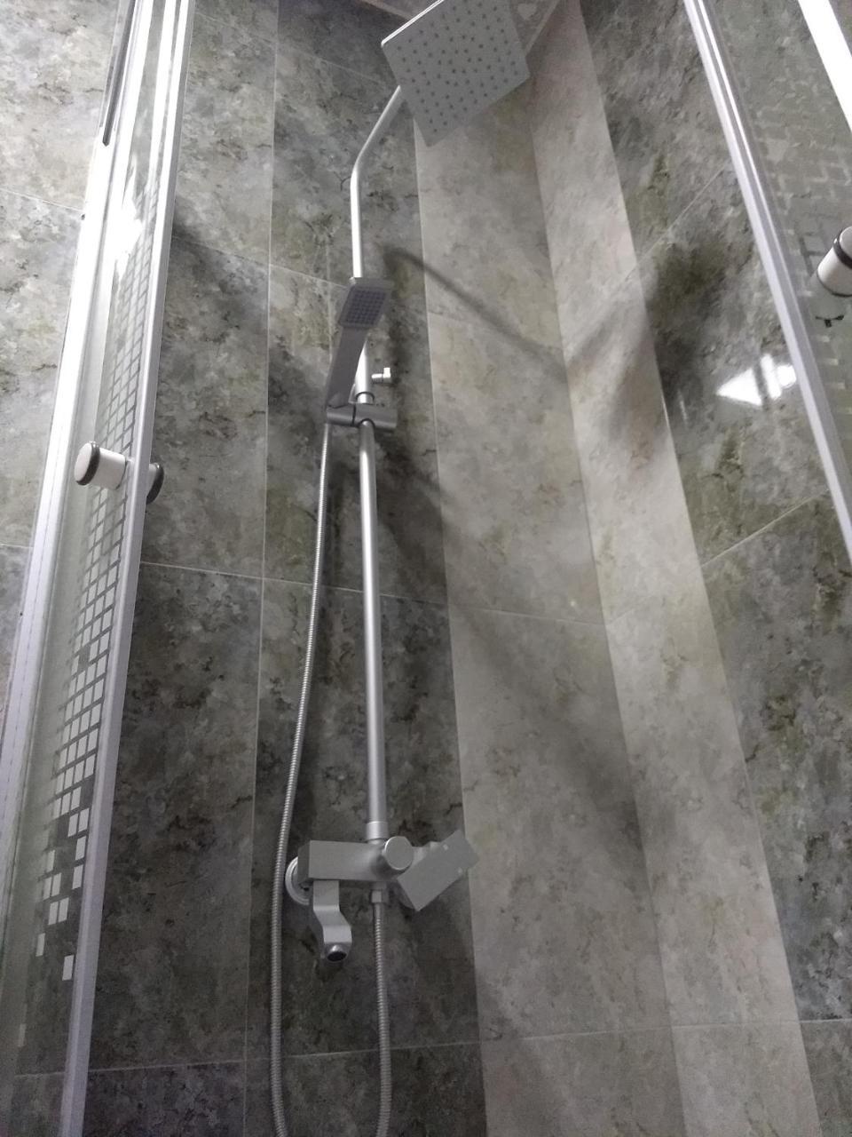 Sresidence Tbiliszi Kültér fotó